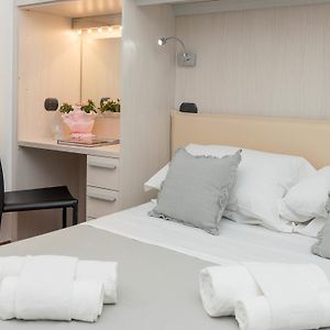 Andenis Luxury House